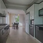 Villa Detached With Private Pool In çalışta *