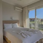 Detached With Private Pool In çalışta *