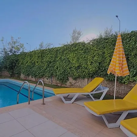 Villa Detached With Private Pool In Calista *
