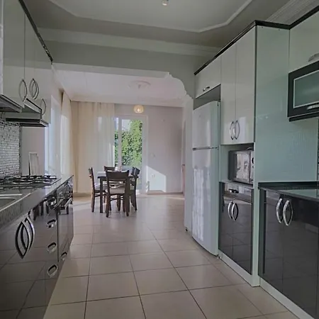 Villa Detached With Private Pool In Calista *