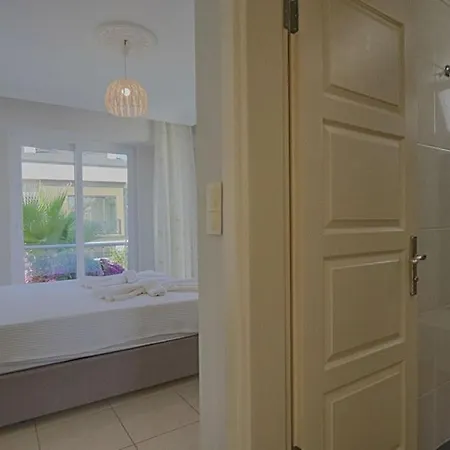 Villa Detached With Private Pool In Calista